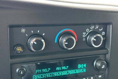 2024 Chevrolet Express Passenger 3500 1LT