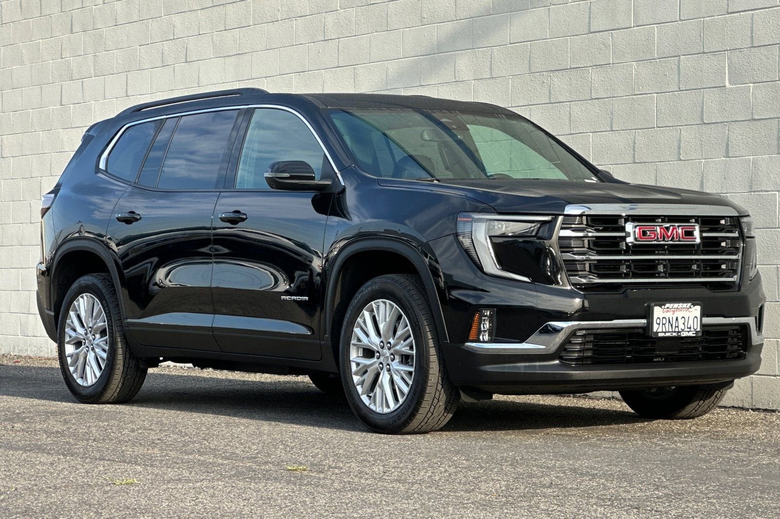 2024 GMC Acadia Elevation