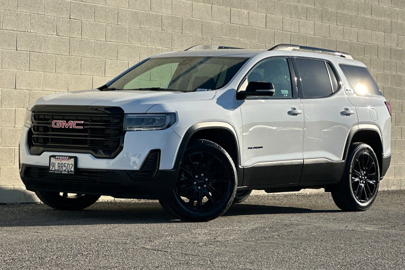 2023 GMC Acadia SLE
