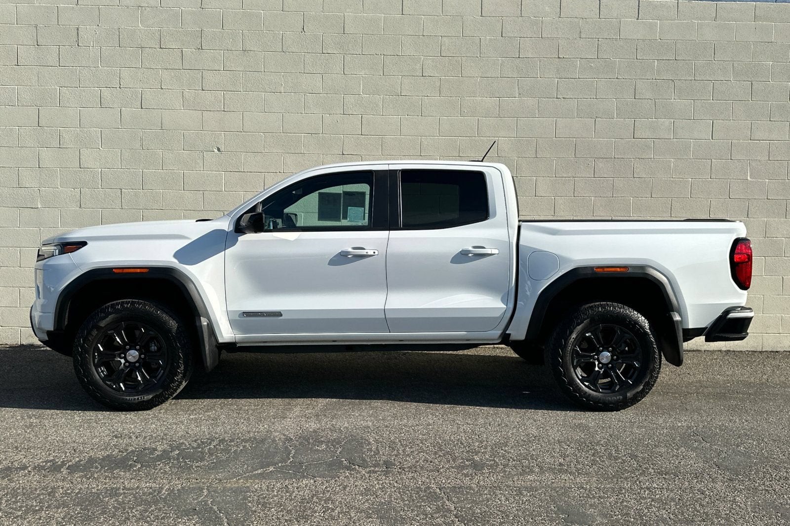 2023 GMC Canyon 2WD Elevation