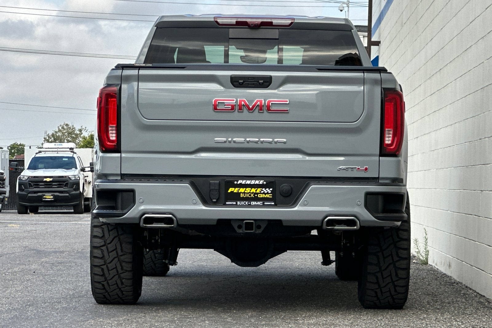 2024 GMC Sierra 1500 AT4