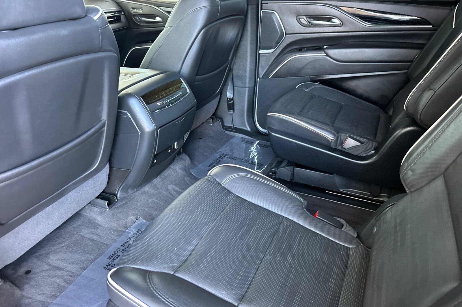 2024 Cadillac Escalade ESV Sport