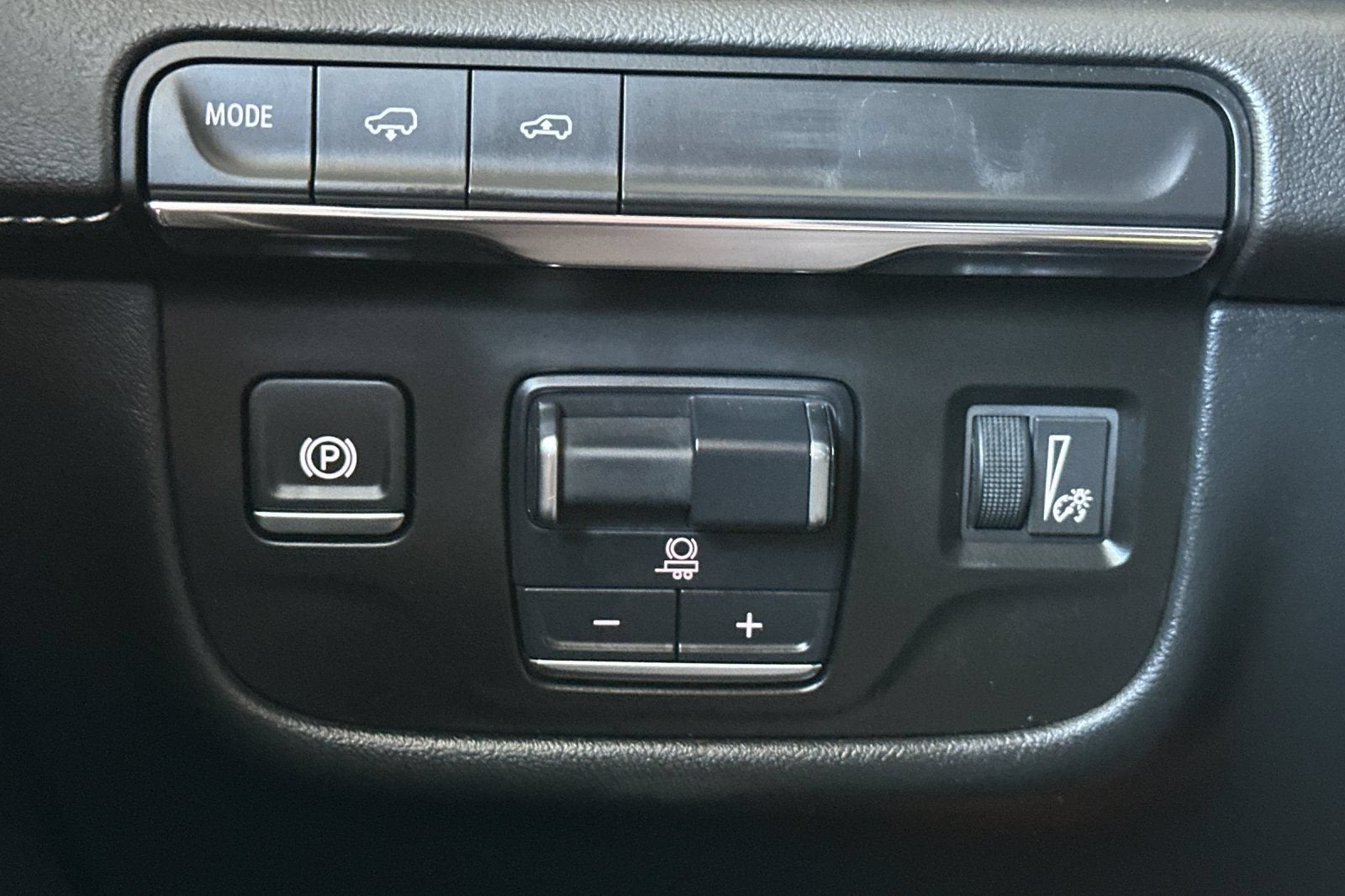 2024 Cadillac Escalade ESV Sport