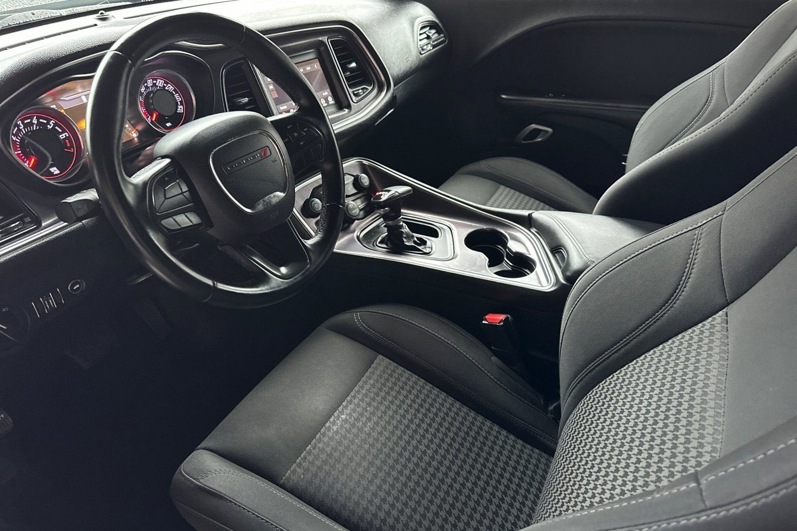 2018 Dodge Challenger SXT