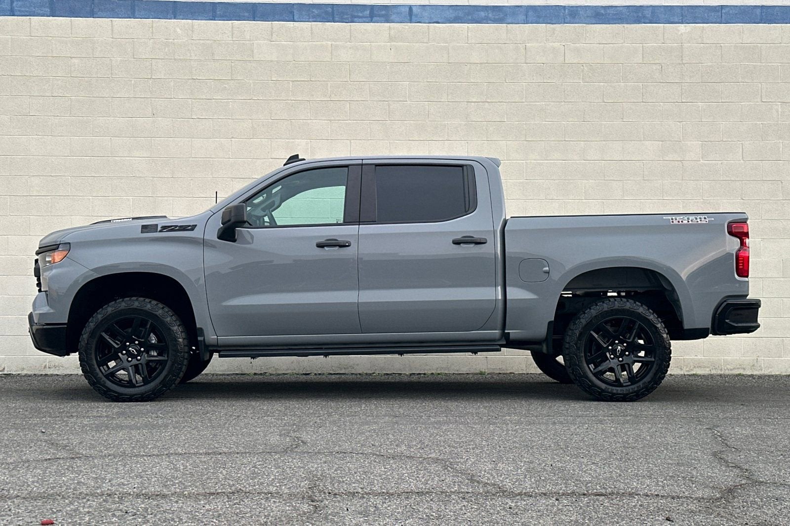 2024 Chevrolet Silverado 1500 Custom Trail Boss