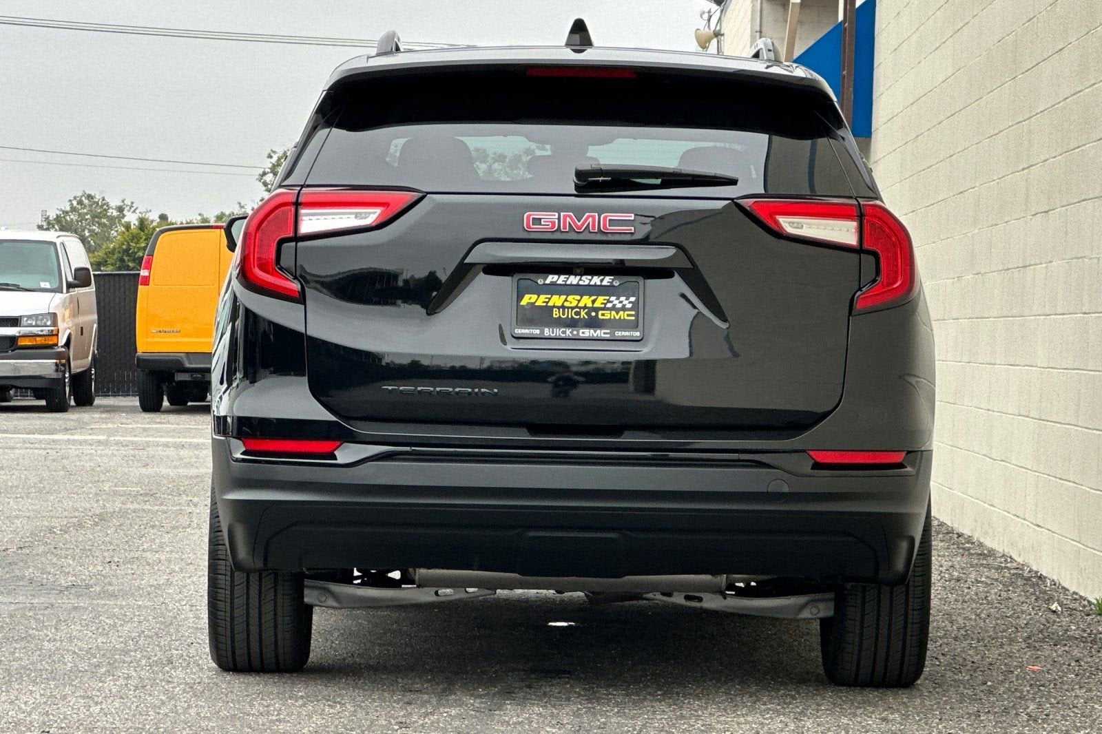 2023 GMC Terrain SLE