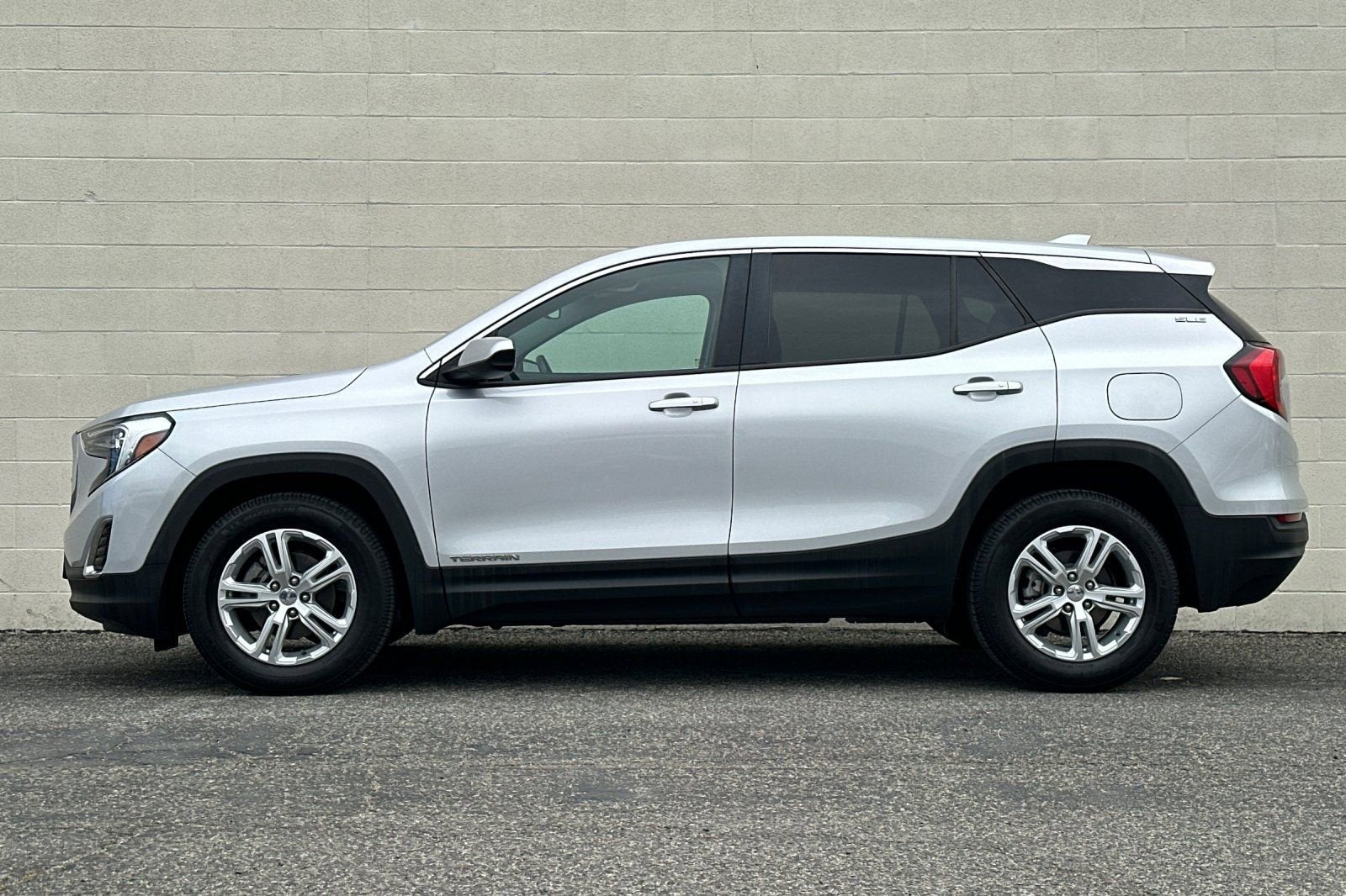 2021 GMC Terrain SLE