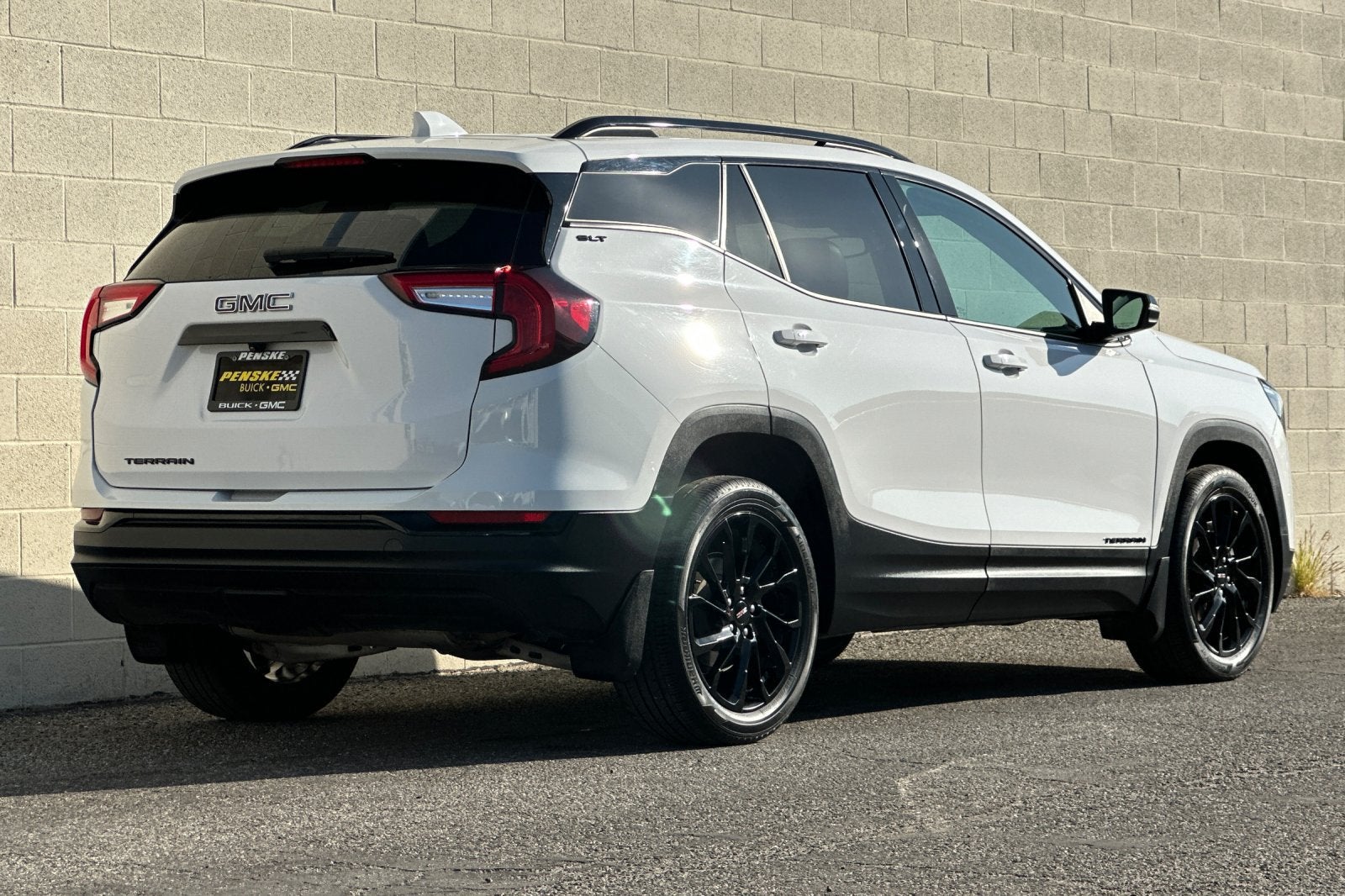 2024 GMC Terrain SLT
