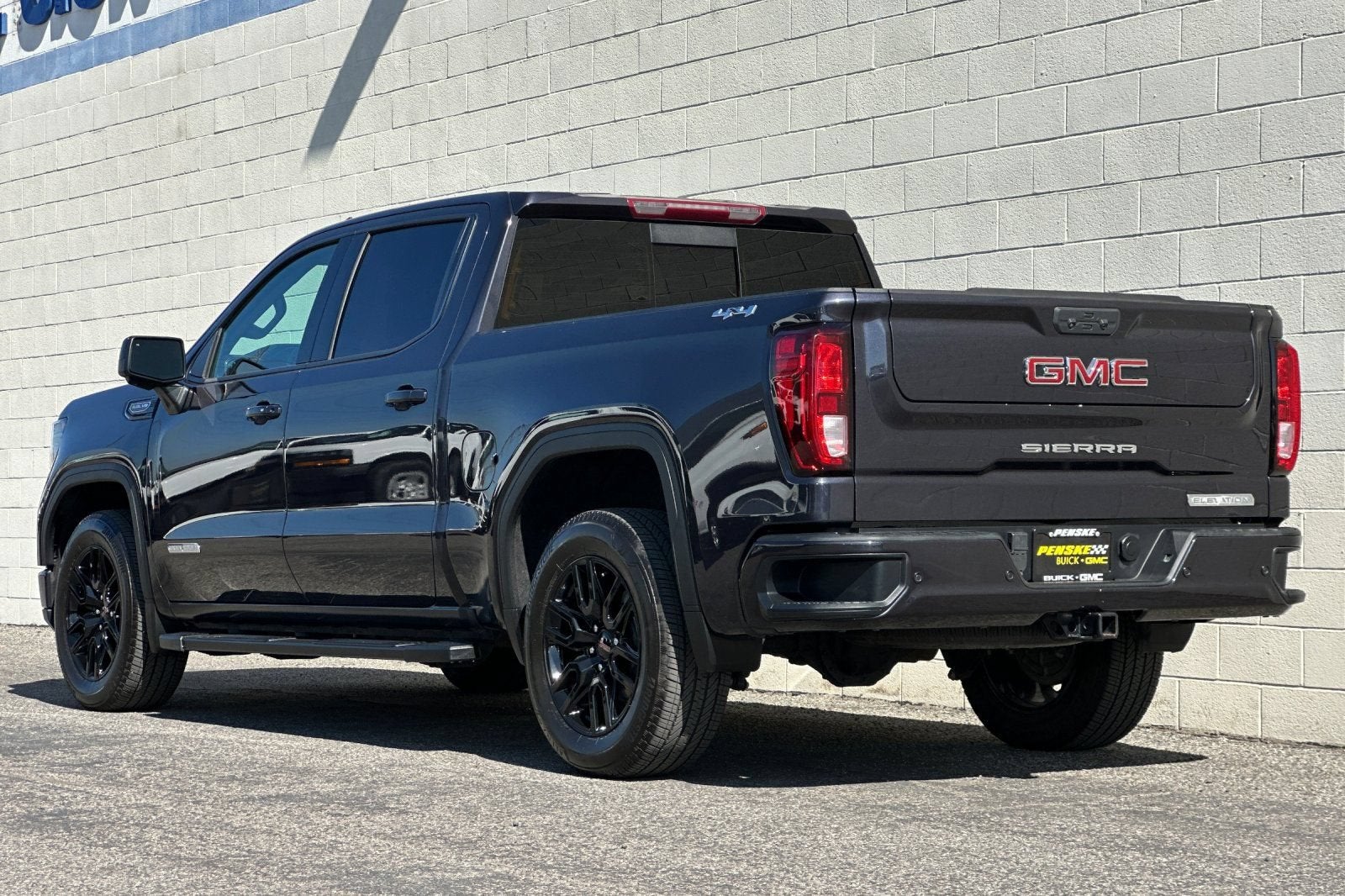 2025 GMC Sierra 1500 Elevation