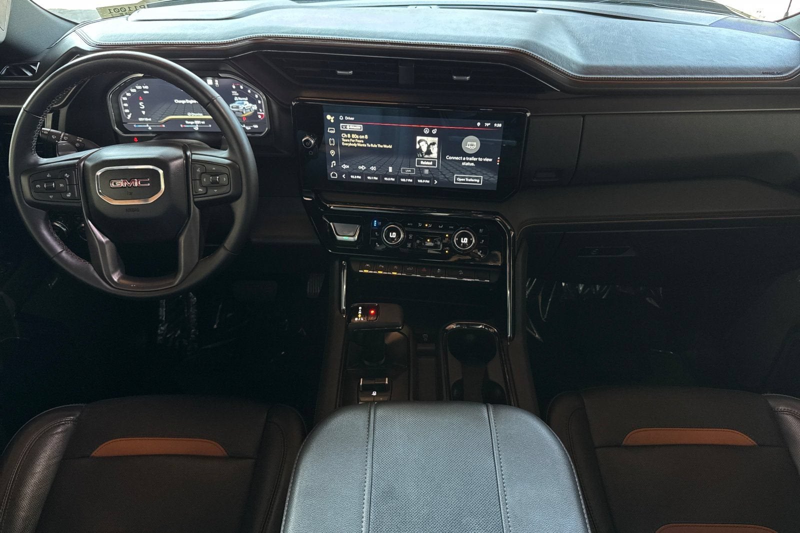 2023 GMC Sierra 1500 AT4