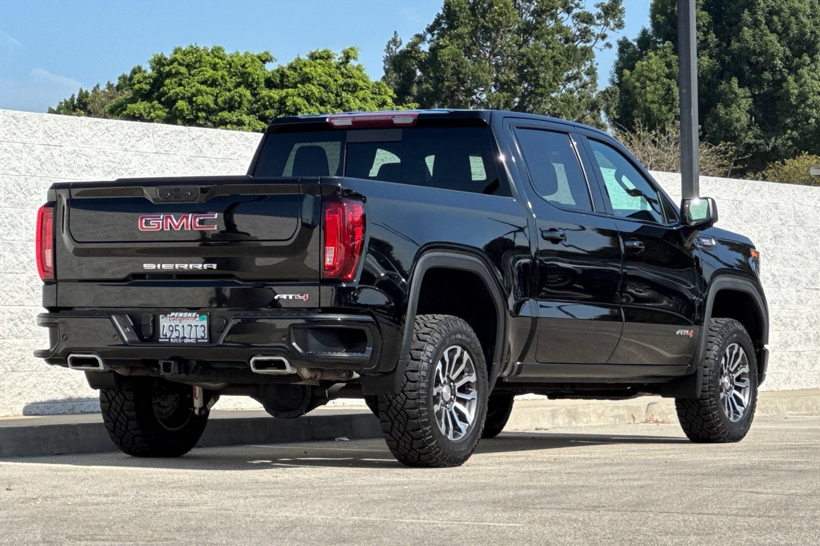2023 GMC Sierra 1500 AT4