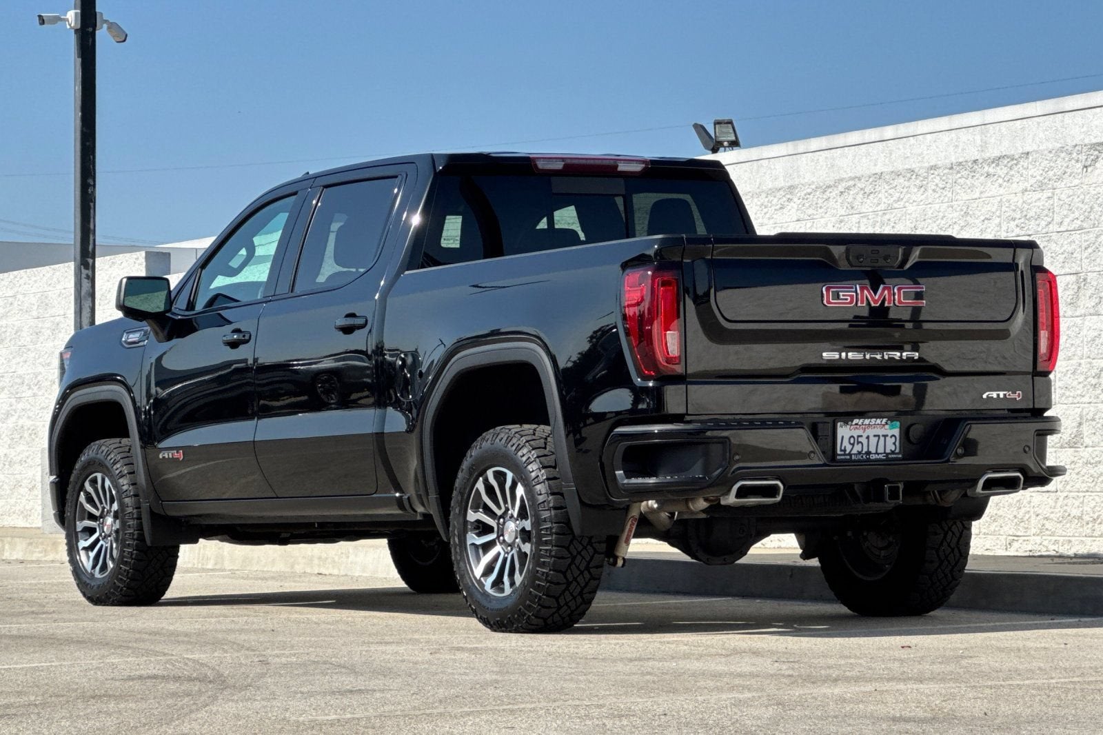 2023 GMC Sierra 1500 AT4