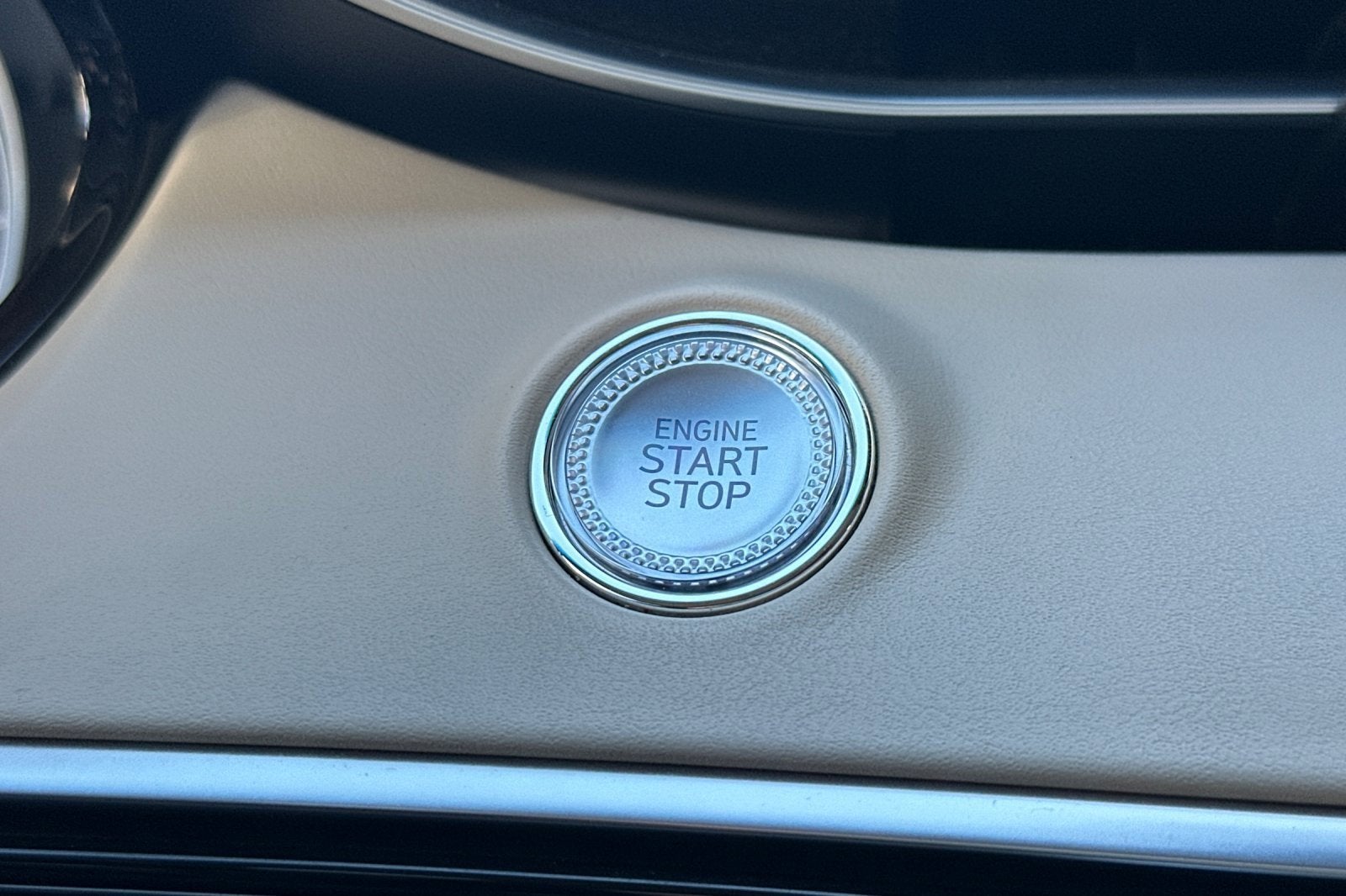 2024 Genesis GV70 2.5T