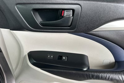 2016 Toyota Highlander LE Plus