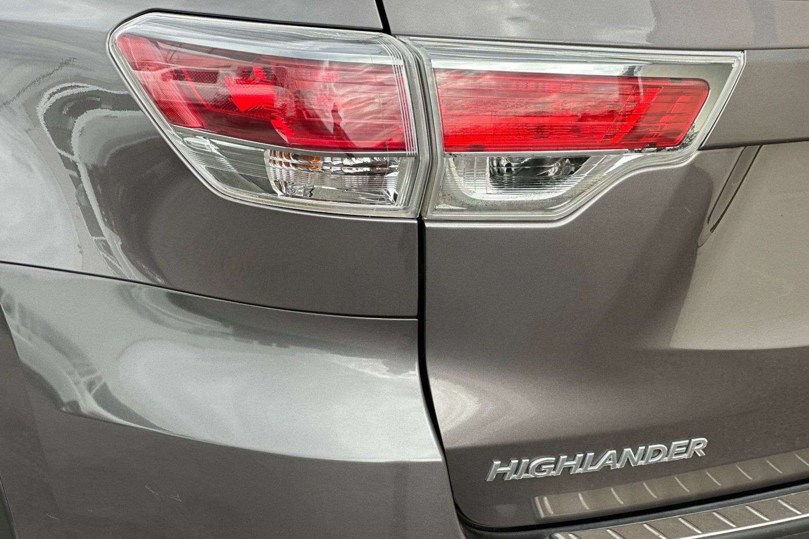 2016 Toyota Highlander LE Plus