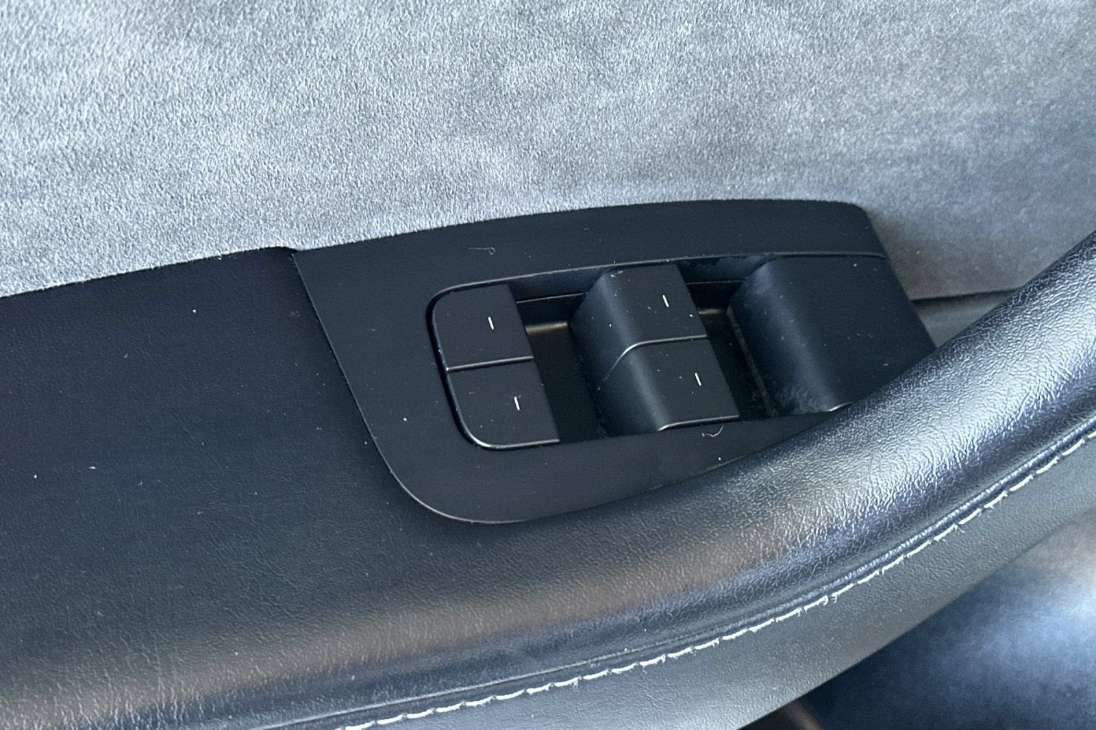 2023 Tesla Model 3 NA