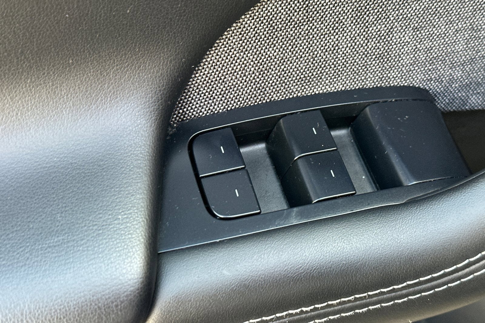 2023 Tesla Model S NA