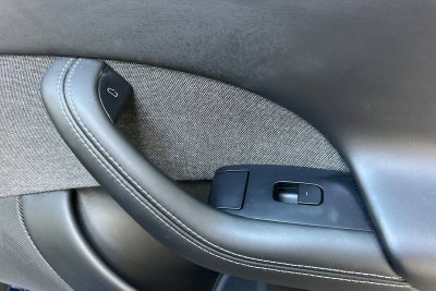 2023 Tesla Model S NA