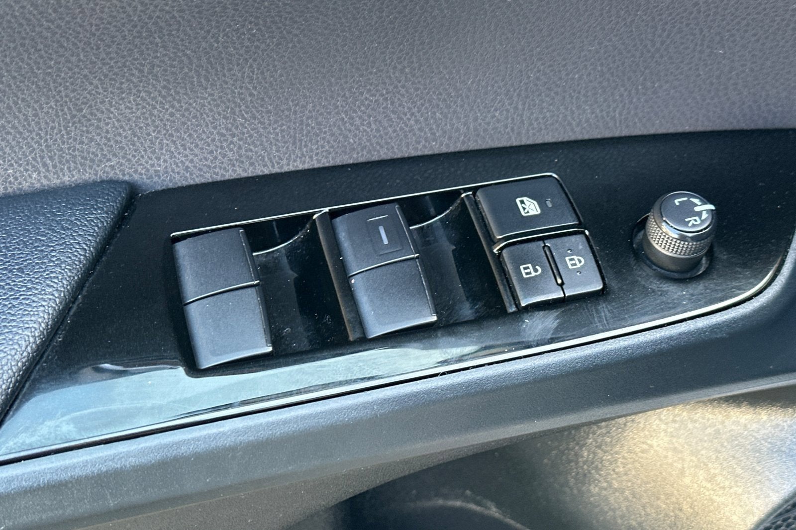 2021 Toyota Prius Prime LE