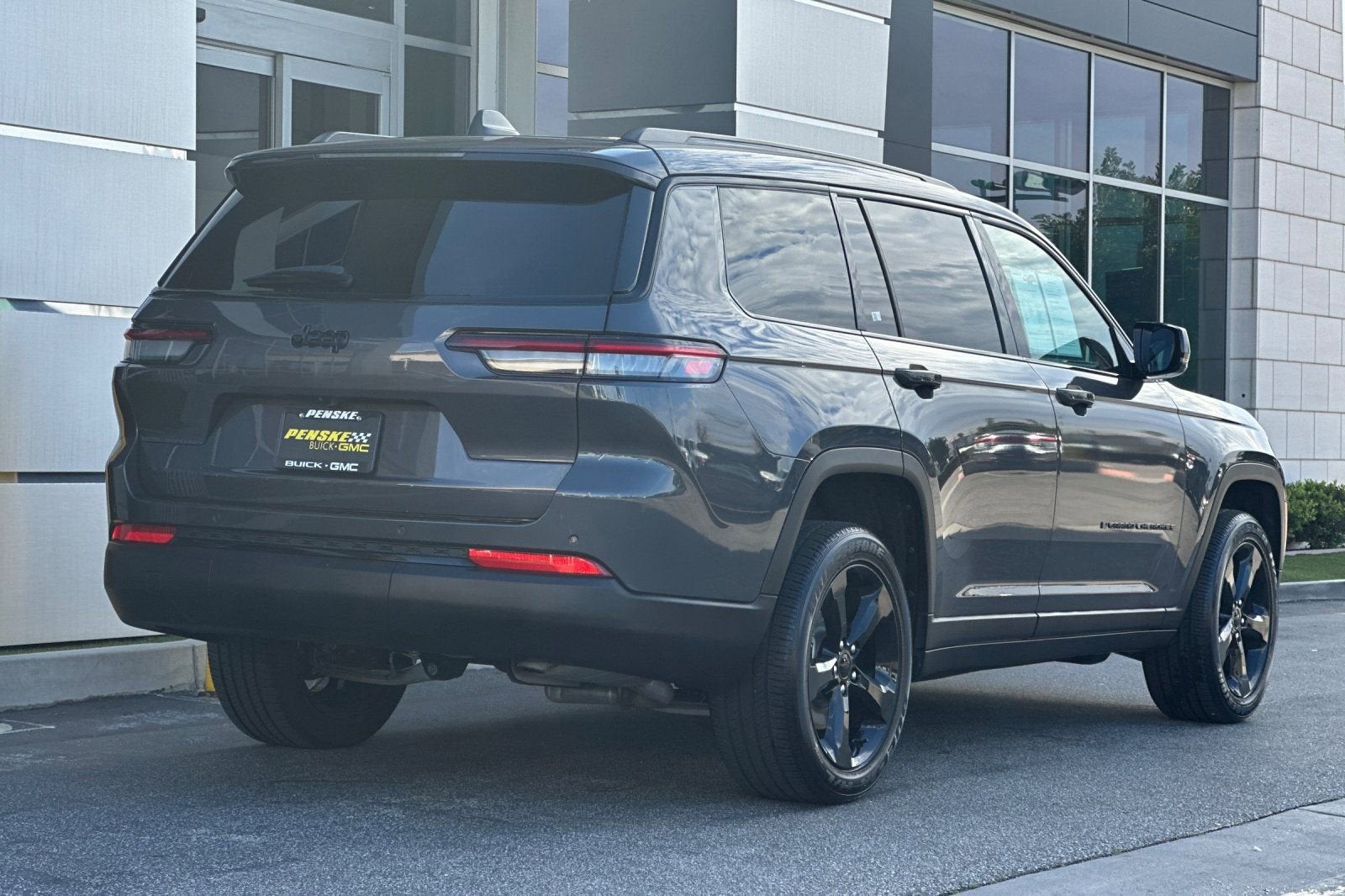 2025 Jeep Grand Cherokee L Altitude X 4x2