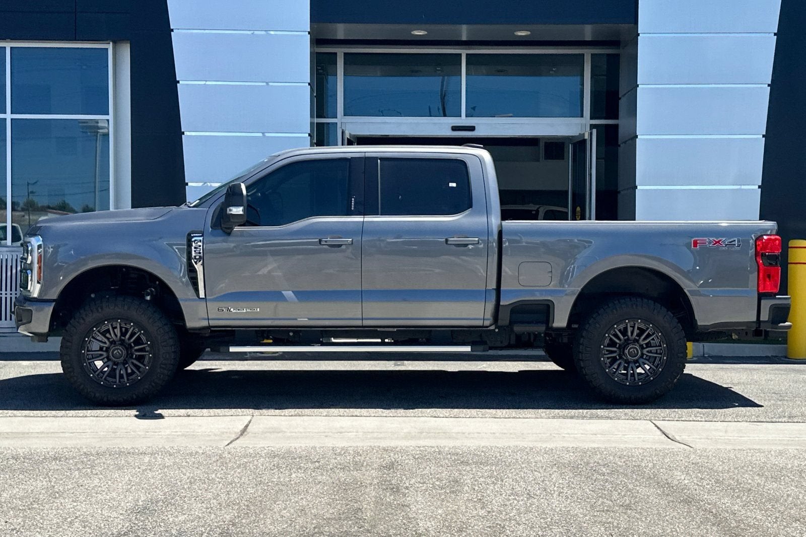 2024 Ford F-250 LARIAT