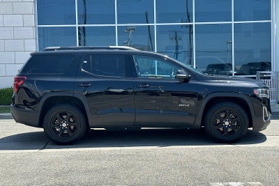 2023 GMC Acadia AT4