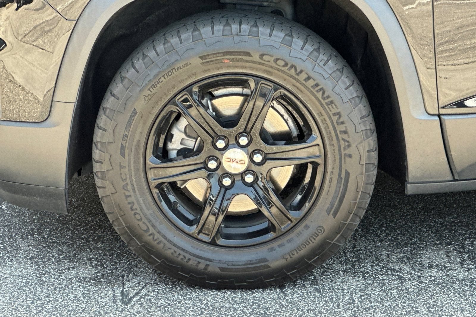 2023 GMC Acadia AT4
