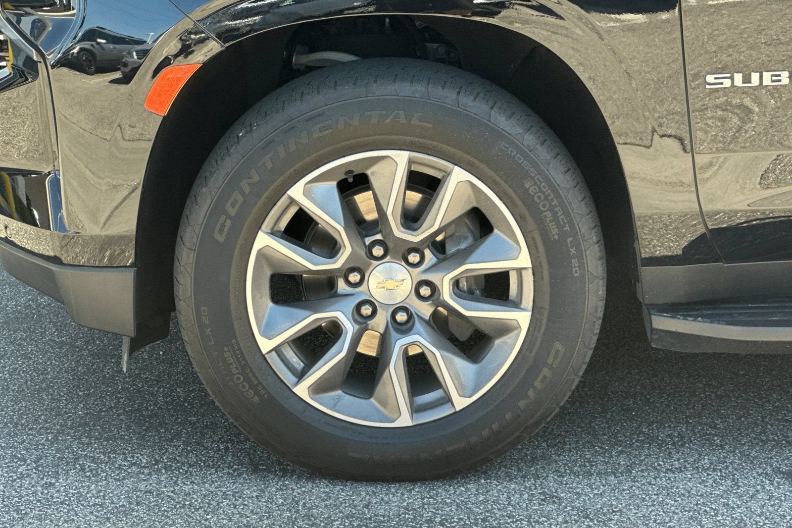 2024 Chevrolet Suburban LT