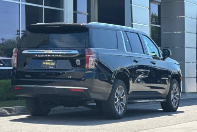 2024 Chevrolet Suburban LT