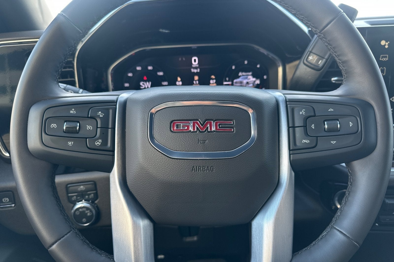 2025 GMC Sierra 1500 SLE