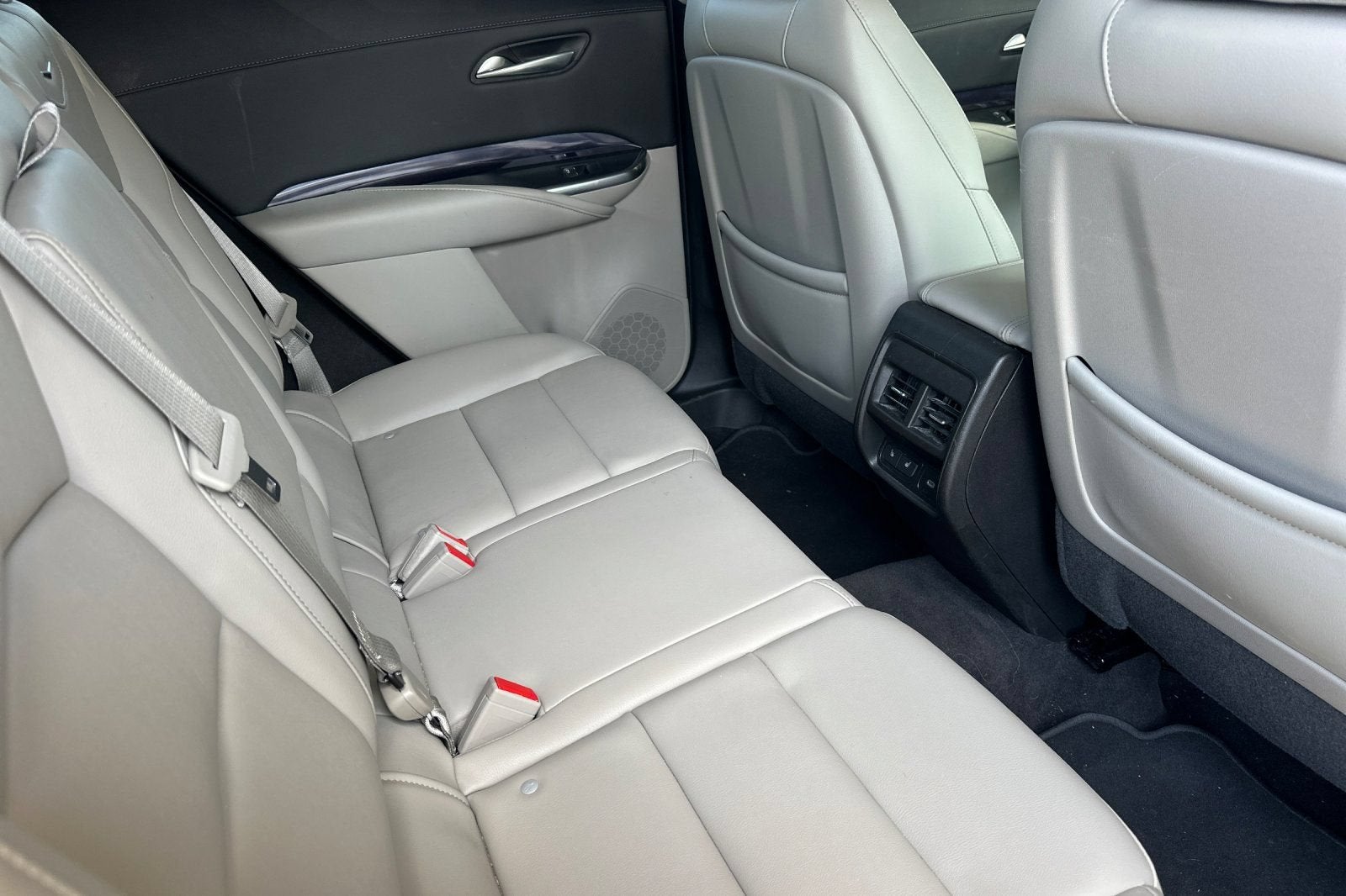 2022 Cadillac XT4 FWD Luxury