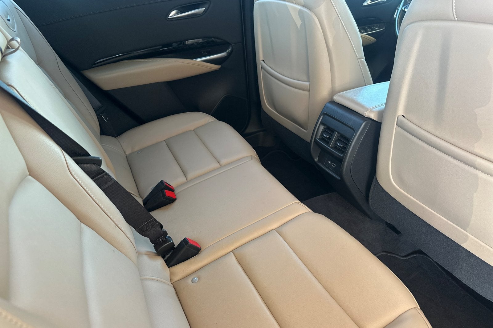 2024 Cadillac XT4 Luxury
