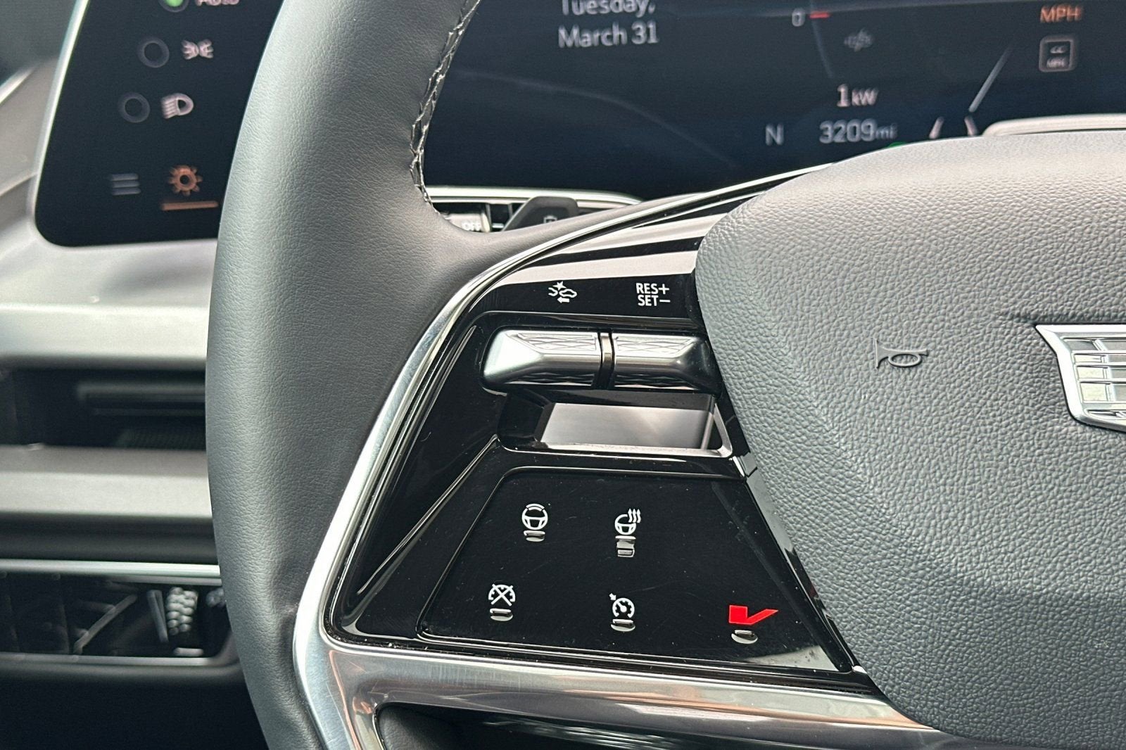 2026 Cadillac VISTIQ Luxury