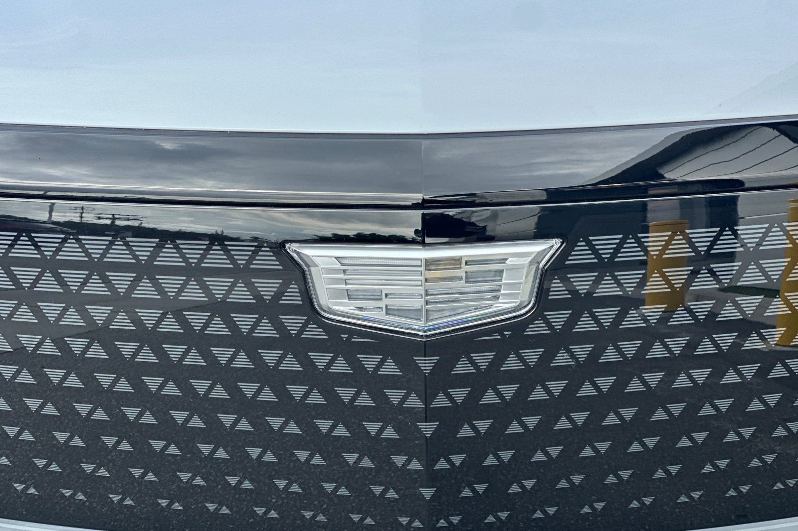 2027 Cadillac VISTIQ Sport