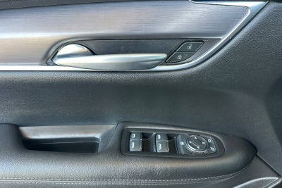 2024 Cadillac XT5 Luxury
