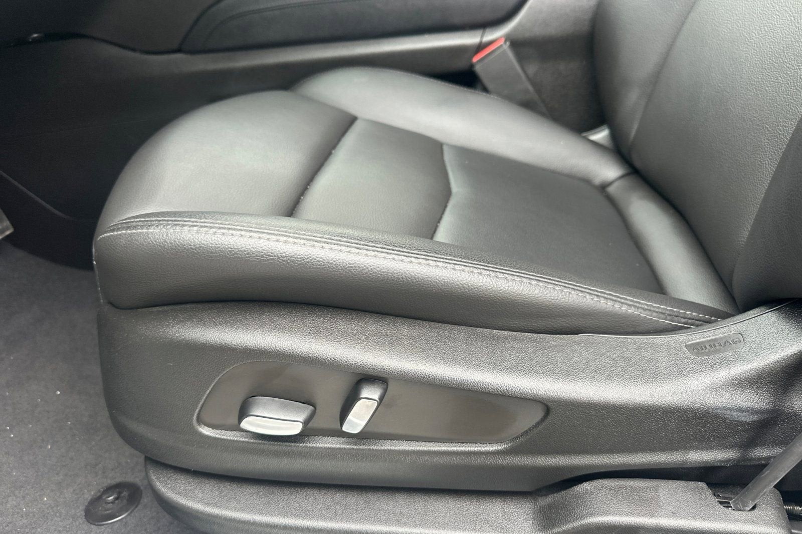 2022 Cadillac XT5 Luxury
