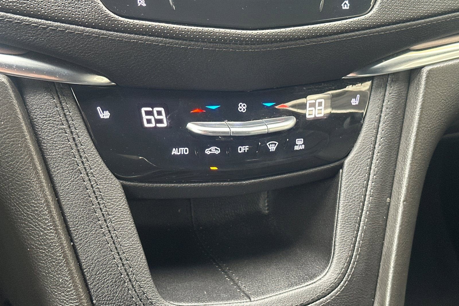 2022 Cadillac XT5 Luxury