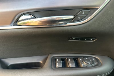 2025 Cadillac XT6 Luxury