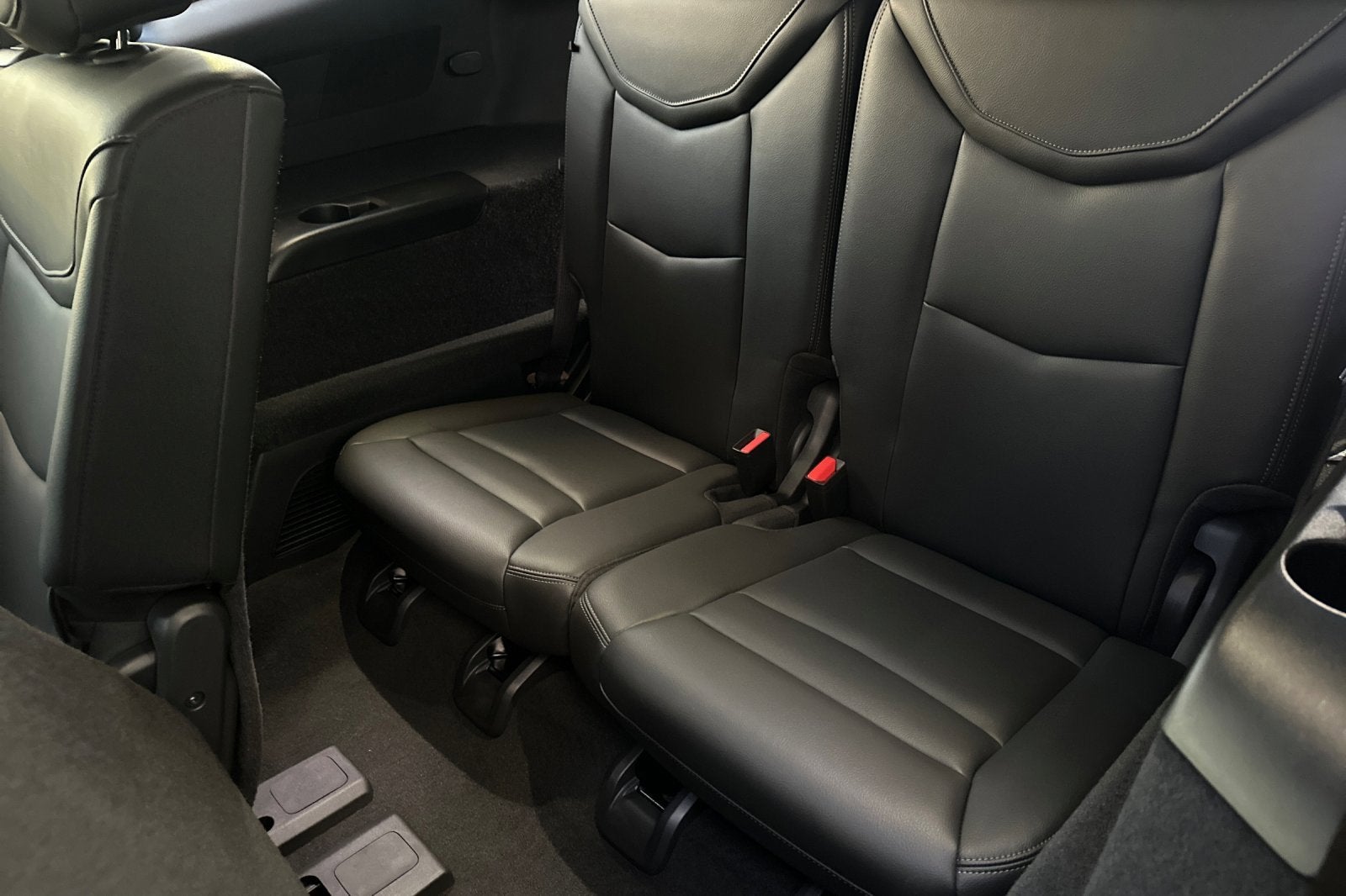 2025 Cadillac XT6 Luxury