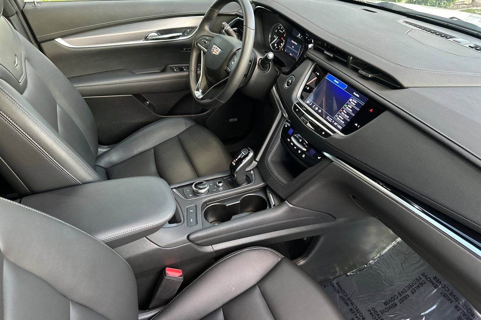 2025 Cadillac XT6 Luxury