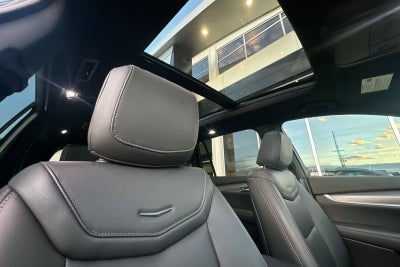 2025 Cadillac XT6 Luxury