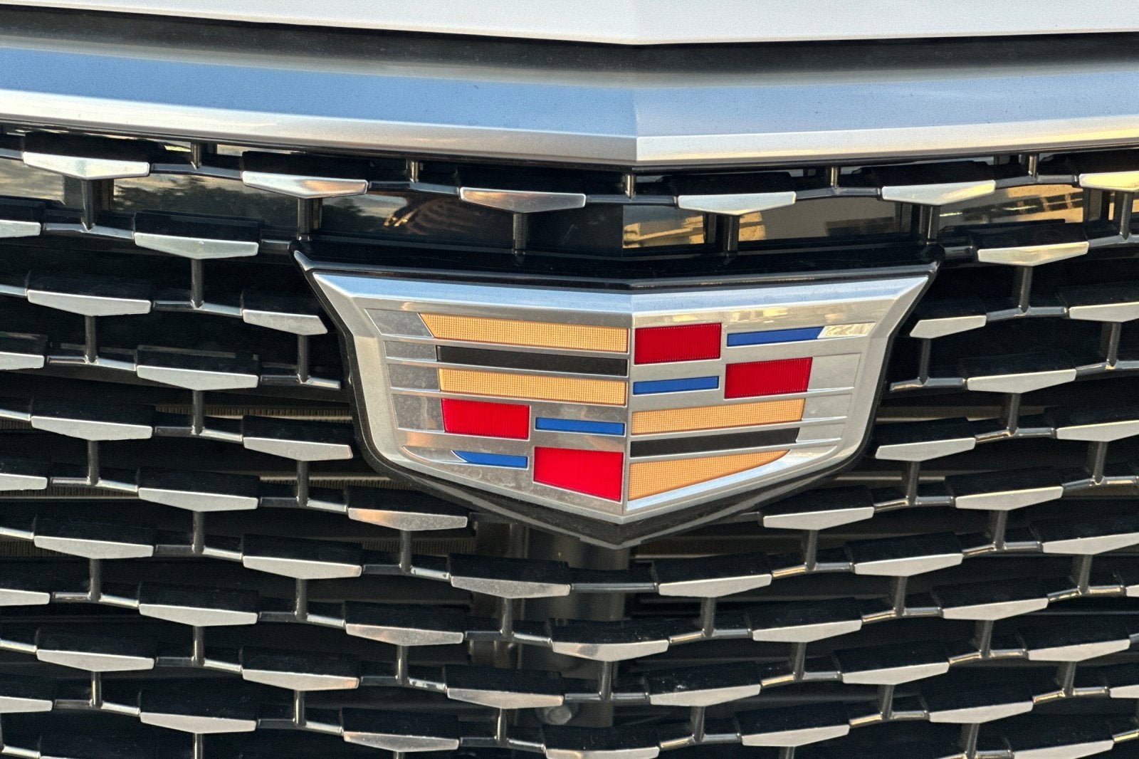 2025 Cadillac XT6 Luxury