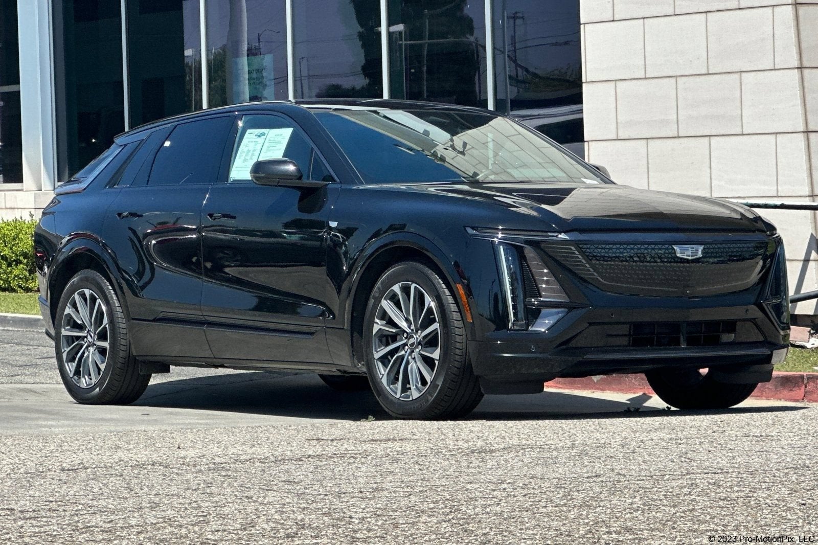 2024 Cadillac LYRIQ Sport 1