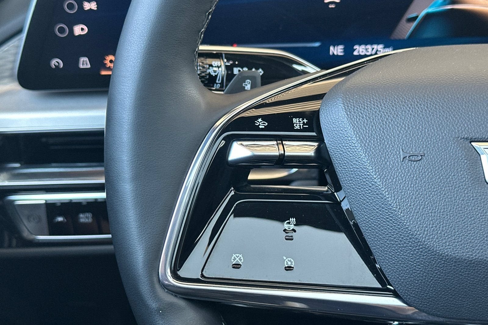2024 Cadillac LYRIQ Sport 1