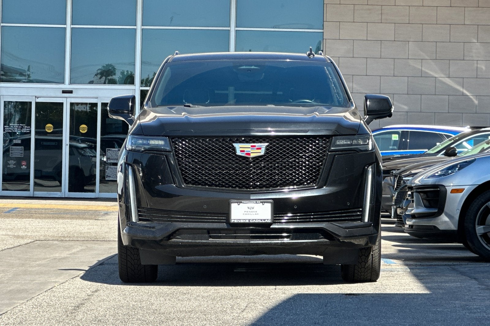2023 Cadillac Escalade Sport