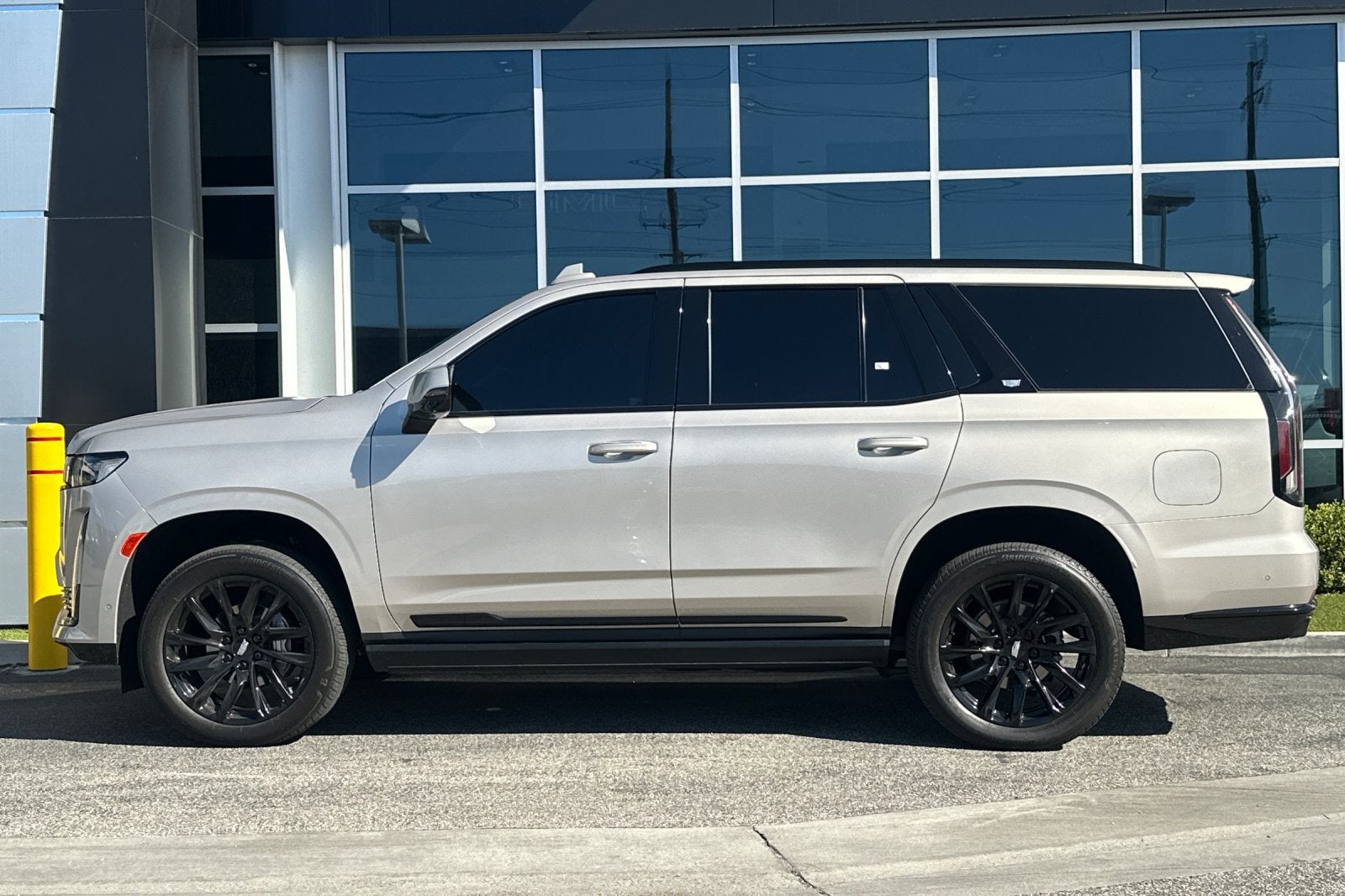 2023 Cadillac Escalade 4WD Sport Platinum