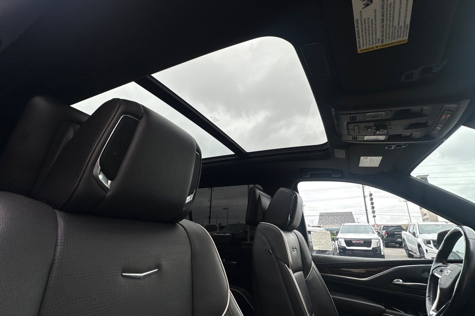 2023 Cadillac Escalade ESV Premium Luxury