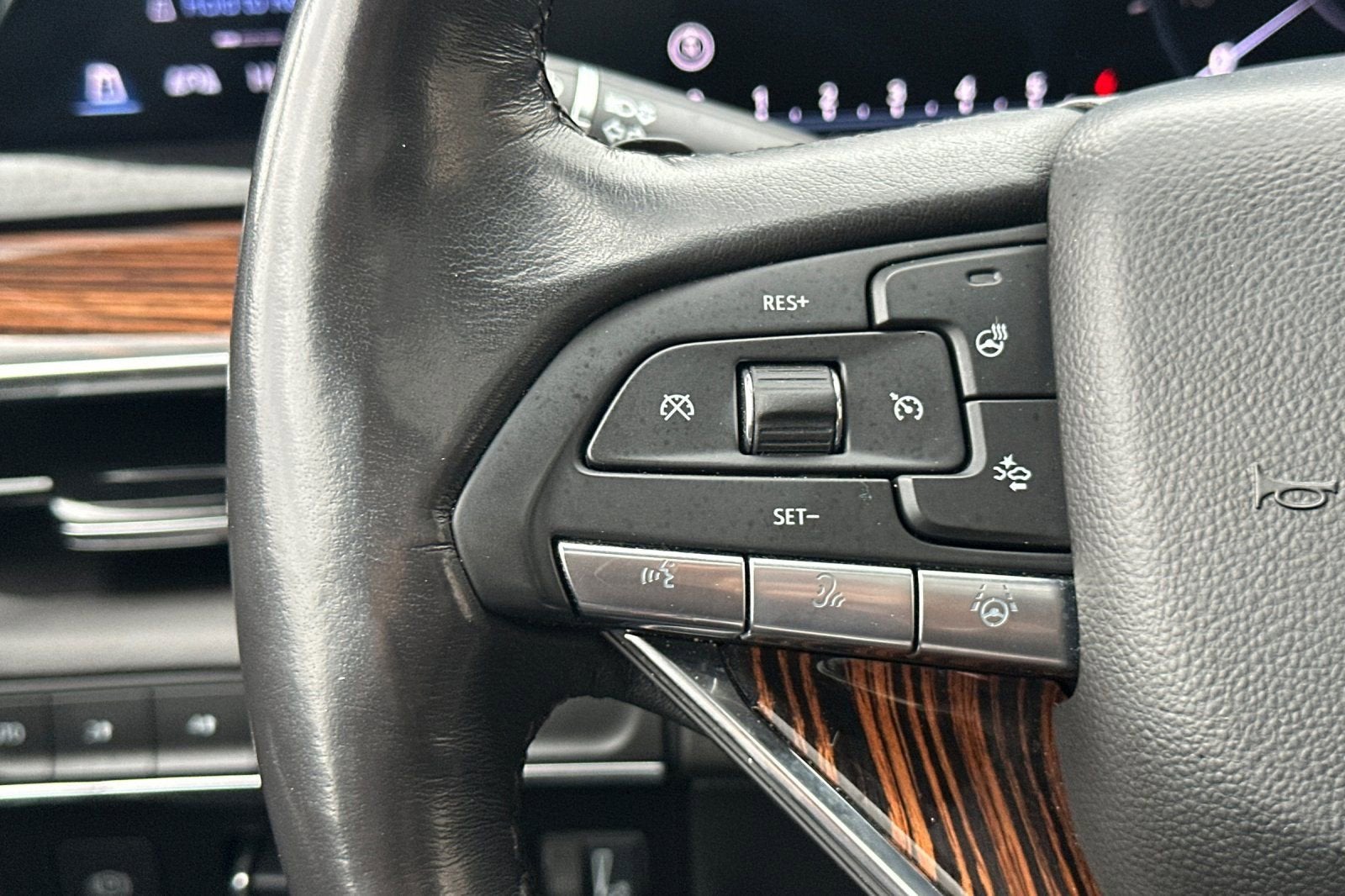 2023 Cadillac Escalade ESV Premium Luxury