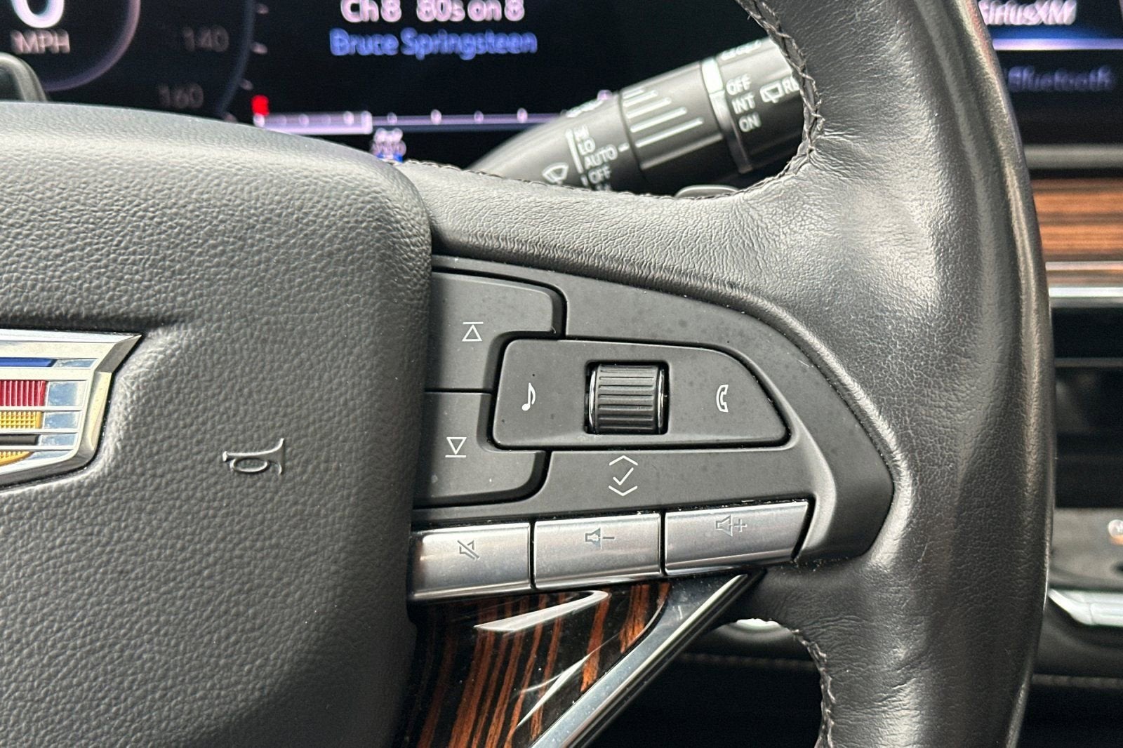 2023 Cadillac Escalade ESV Premium Luxury