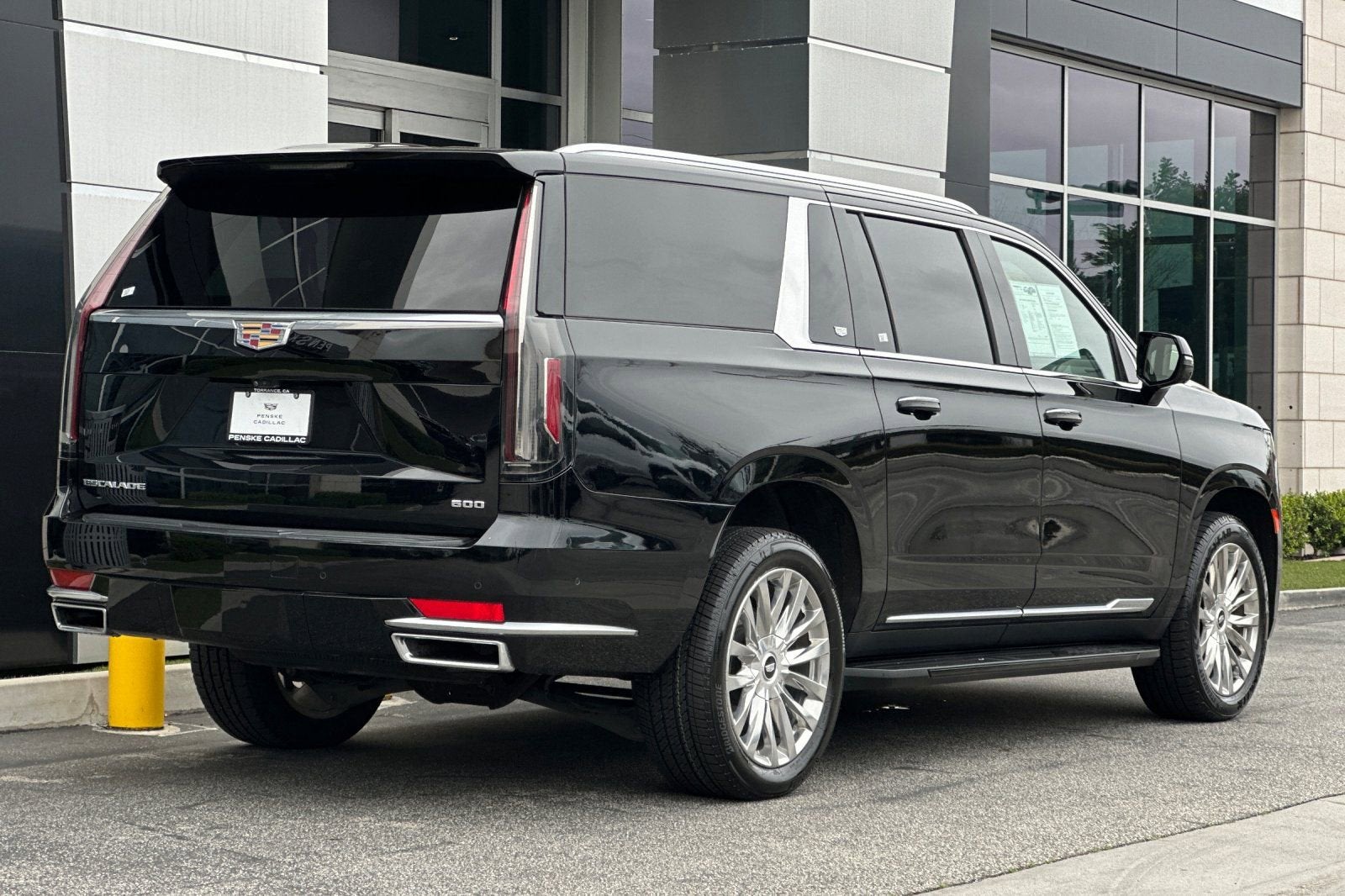 2023 Cadillac Escalade ESV Premium Luxury